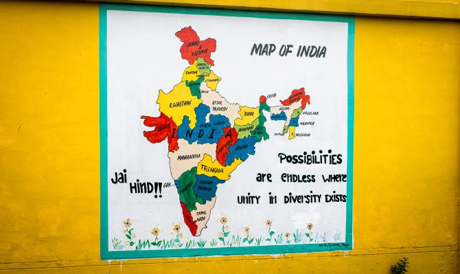 Mural con el mapa de estados de la India