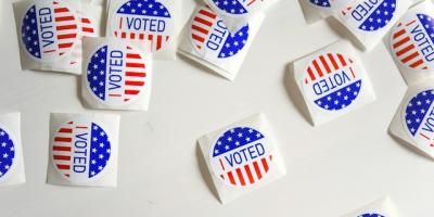 Chapas electorales de Estados Unidos "I voted". Photo by Element5 Digital on Unsplash