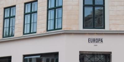 Edificio Europa. Photo by Marie Bellando Mitjans on Unsplash