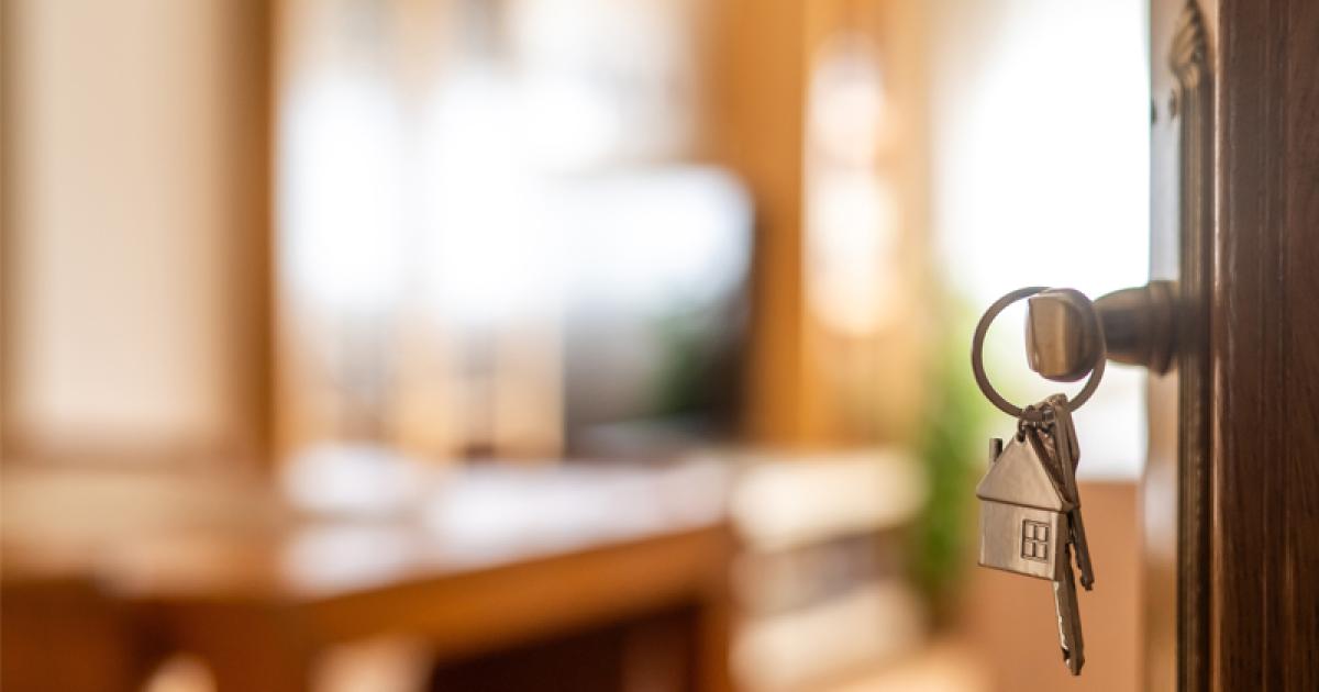 What Does the Increasing Variation in Prices Reveal About the Housing Market?